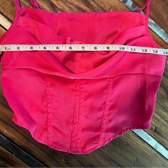 Vibrant Pink Cowl Neck Cropped Camisole Size Medium - Picture 4 of 4
